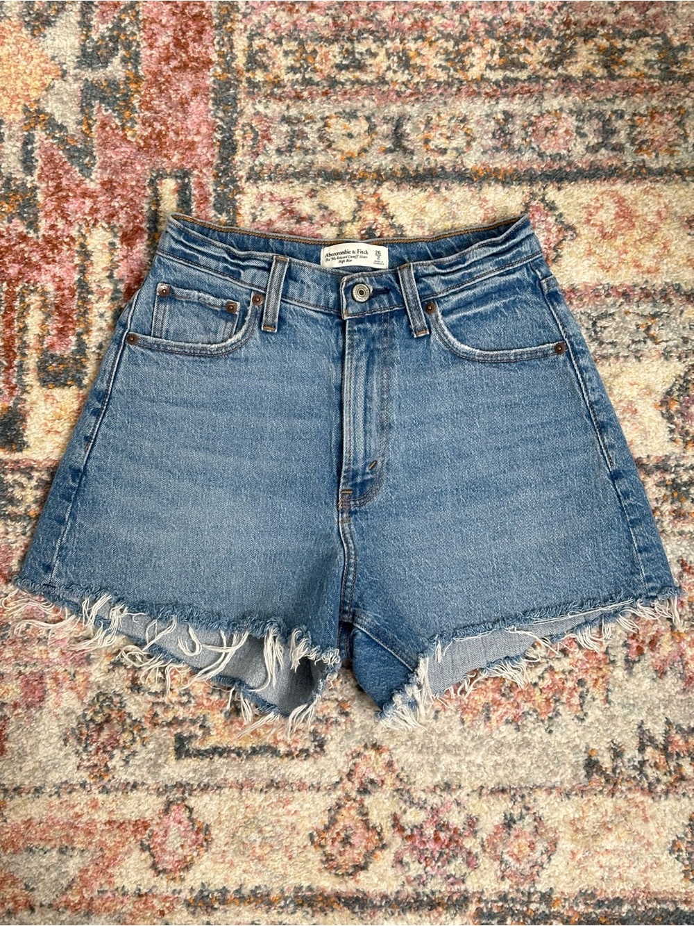 Abercrombie & Fitch Denim Shorts 90s Relaxed Cutoff High Rise Curve Love 26/2